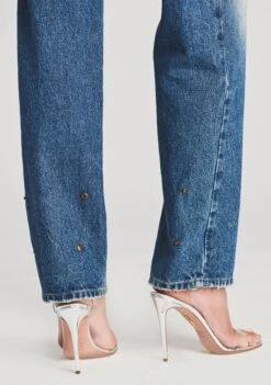 Maggie Mid Rise Jean -LUCY Clothing Shop 220111 Retrofete Ecom Set1 SHOT 111 9855