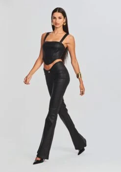 Jaylee Coated Denim Top -LUCY Clothing Shop Ecommerce Crop 20230718 SET1 JayleeTop WynonaPant ECOMM 0379