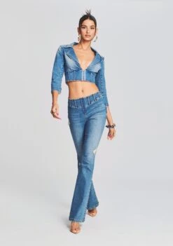 Estela Jean -LUCY Clothing Shop Ecommerce Crop 220824 Retrofete Ecom Set2 SHOT35 3414 eComm