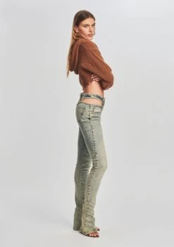 Britney Jean -LUCY Clothing Shop Ecommerce Crop 221018 Retrofete eCOM Set1 16836