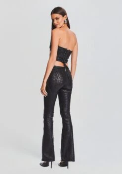 Lana Coated Knit Pant -LUCY Clothing Shop Ecommerce Crop 23 09 21 MAEKNITCARDIGAN EVEYKNITTOP LANAKNITPANT COATEDBLACK 2447 ECOMM