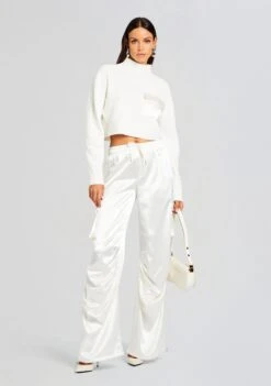 Finley Cargo Pant -LUCY Clothing Shop Ecommerce Crop 23 10 17 DONNASWEATER FINLEYCARGO WINTERWHITE 3247 ECOMM fd754ab7 d041 4fb4 a443 35bb9e3f4790