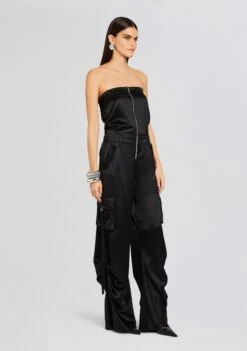 Estrella Cargo Jumpsuit 9 Estrella Cargo Jumpsuit -LUCY Clothing Shop Ecommerce Crop 23 12 18 ESTRELLAJUMPSUIT BLACK 1902 ECOMM