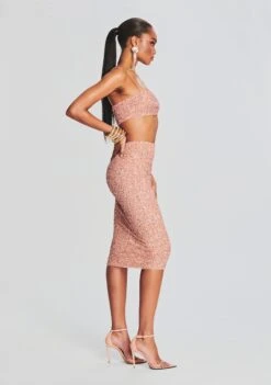 Lowe Sequin Skirt -LUCY Clothing Shop Ecommerce Crop 230419 Set2 Shot 12 1742 eComm 70659ca6 2d64 456f b929 34204497d264