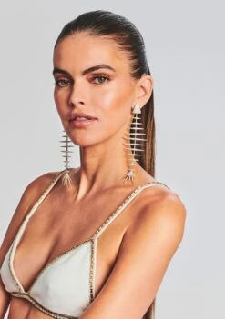 Bimini Crystal Fish Bone Earrings -LUCY Clothing Shop Ecommerce Crop 230510 Set2 SHOT 46 5056 eComm