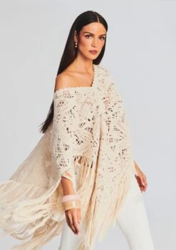 Goa Poncho -LUCY Clothing Shop Ecommerce Crop 230516 SET2 SHOT 22 1842 eComm