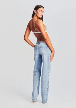 Sydney Low Rise Jean -LUCY Clothing Shop Ecommerce Crop 230718 SET2 DORALBRALETTE PAMELABLOUSE SYDNEYJEAN 0194 ECOMM 40cf358f c777 4085 a2e9 12b091144b70