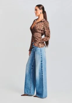 Olsen Silk Top -LUCY Clothing Shop Ecommerce Crop 230718 SET2 OLSENTOP MONETBRA 4283 ECOMM