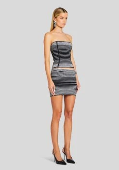 Lise Top -LUCY Clothing Shop Ecommerce Crop 24 01 10 LISETOP MINETTESKIRT METALLICBLACKSILVER 0612 ECOMM