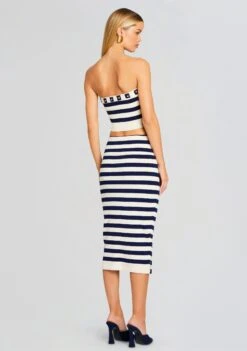 Cleat Knit Skirt -LUCY Clothing Shop Ecommerce Crop 24 01 11 CONSTANCETOP CLEATSKIRT CREAMNAVY 0664 ECOMM ffc94668 4707 407e 872c 3553b8565fbb