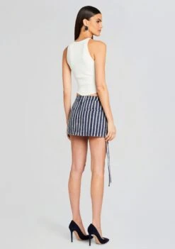 Aqua Tank -LUCY Clothing Shop Ecommerce Crop 24 01 11 EUDORATOP WHITE FINNCARGOSKIRT NAVYSTRIPE 0967 ECOMM