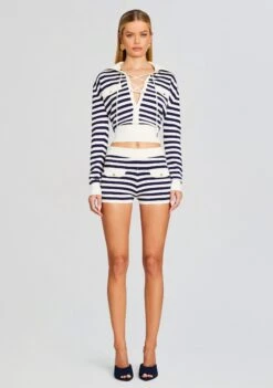 Jac Knit Short -LUCY Clothing Shop Ecommerce Crop 24 01 11 ROSETOP JACSHORT CREAMNAVY 0911 ECOMM f8df286f ada6 40ee 9190 7c403ac7d0e6