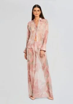 Ramona Silk Chiffon Shirt -LUCY Clothing Shop Ecommerce Crop 24 03 13 ZECAPANT RAMONSHIRT DUSTYPINKBOTANICAL 2014 ECOMM 914f3049 924a 4da7 b18b 27a3bb514197
