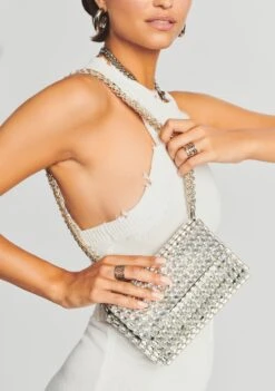 LUCY Clothing Shop 37 LUCY Clothing Shop -LUCY Clothing Shop Ecommerce Crop Retrofete eComm 220830 Shot 46 0123