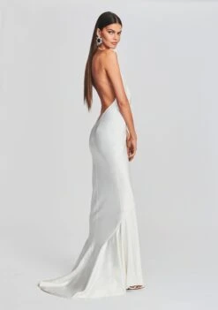 Eve Dress -LUCY Clothing Shop Ecommerce Crop Retrofete eComm 221018 Set2 SHOT 06 0596