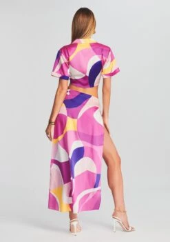 Siena Silk Top -LUCY Clothing Shop Ecommerce Crop Retrofete eComm SHOT 02 114 9ee2b408 8579 4d61 a236 08ff8a8a5c66